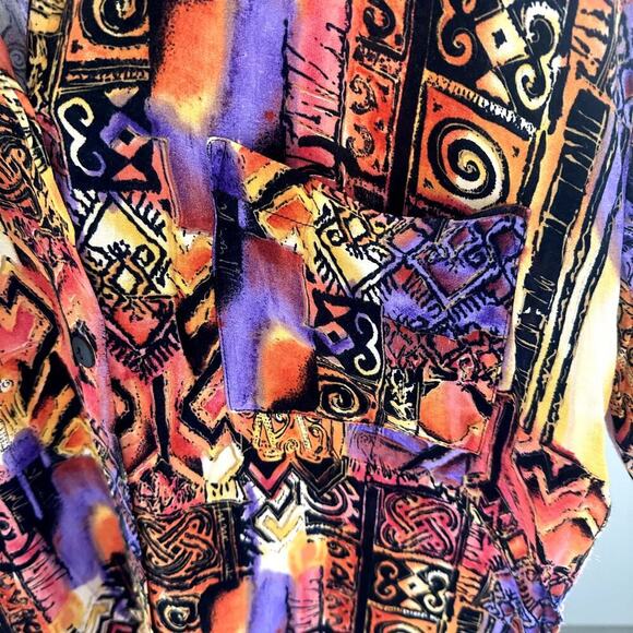 IOIO Womens Unique Vintage Rayon Shirt S Abstract Tribal Print Button Up Boho - Picture 3 of 8